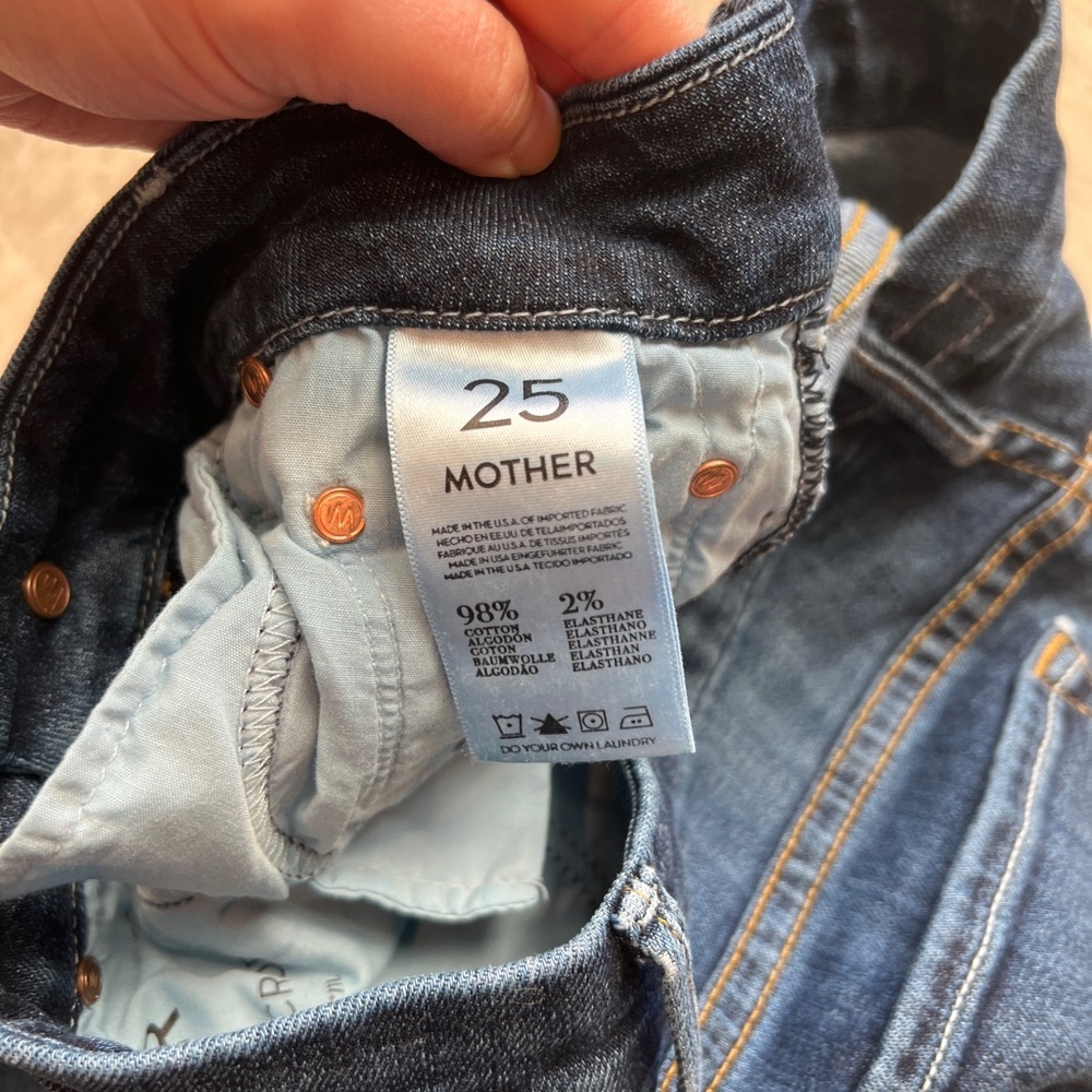MOTHER The Looker Crop Jeans - Picture 4 of 7